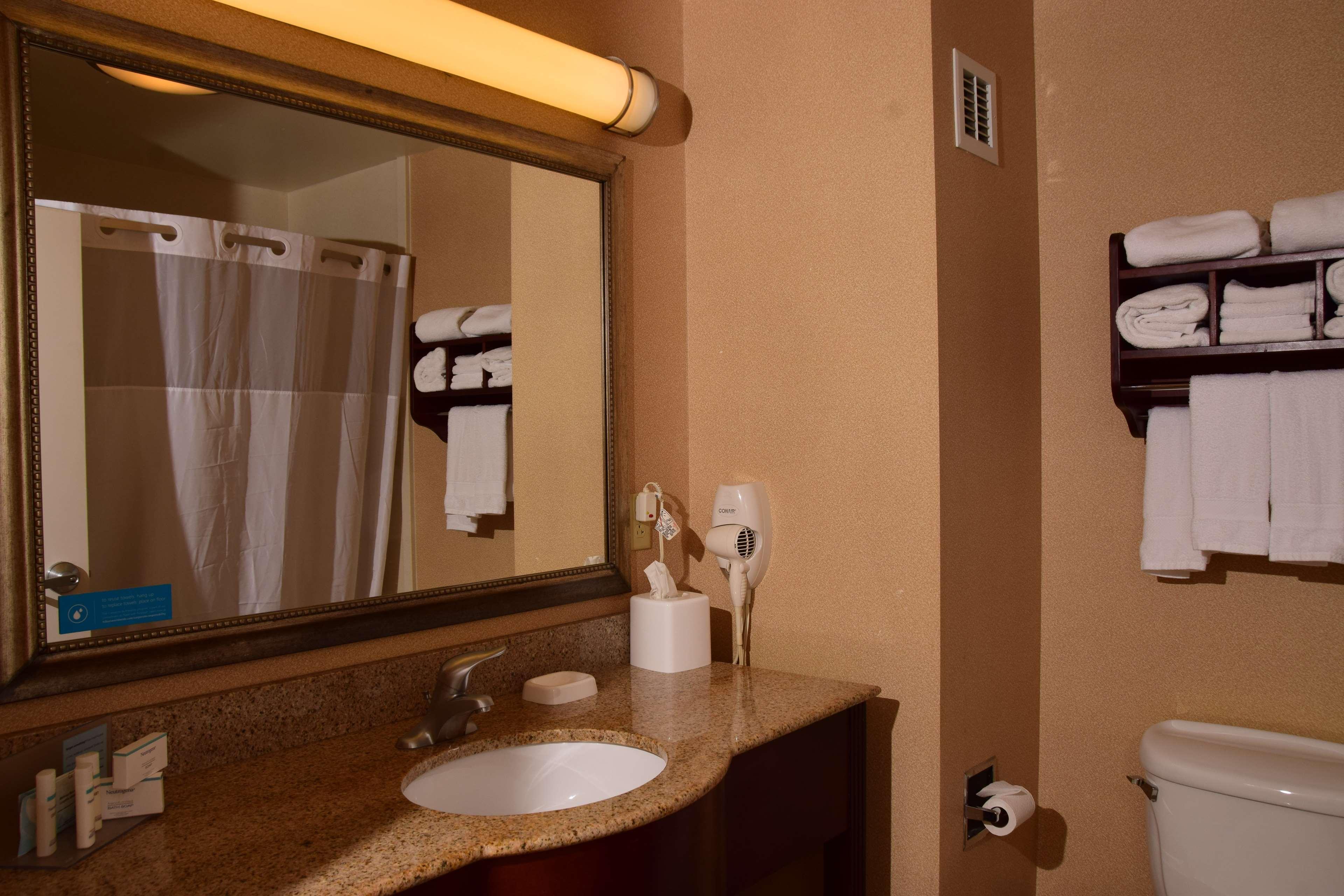 Hampton Inn Indiana Esterno foto